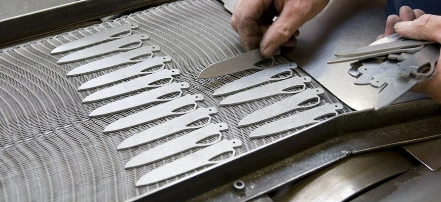 Stainless Steel 410 Strips used in Cutlery and Blade Manufacturing